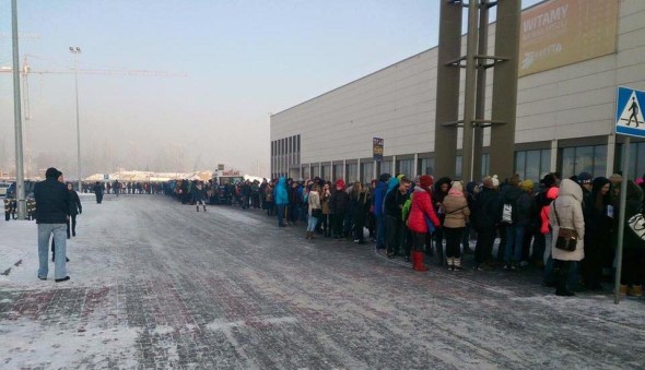 Wyobrażacie sobie taką kolejkę na spotkanie z blogerami?